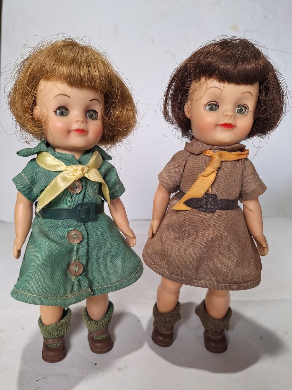 Vintage 1965 Effanbee Fluffy Girl Scout Brownie Dolls Pair Original Outfits 8.5